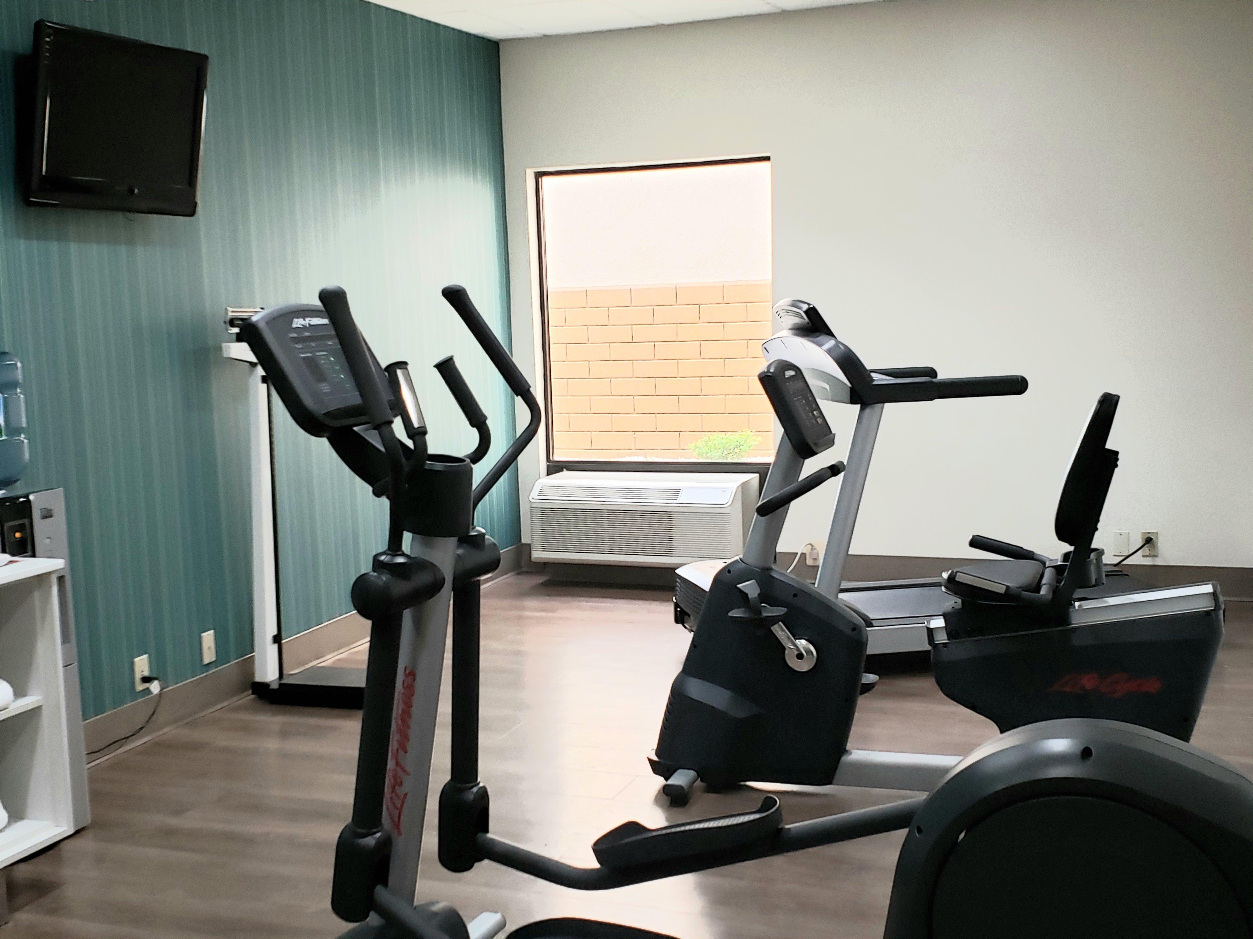 Holiday Inn Express Edgewood-Aberdeen-Bel Air Bagian luar foto