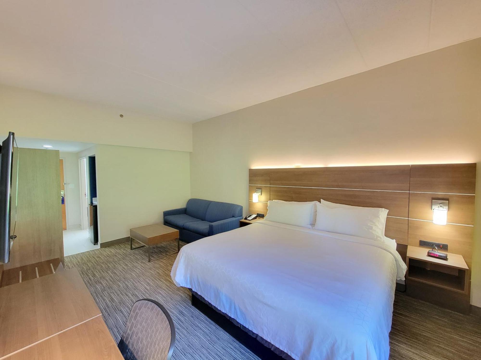 Holiday Inn Express Edgewood-Aberdeen-Bel Air Bagian luar foto