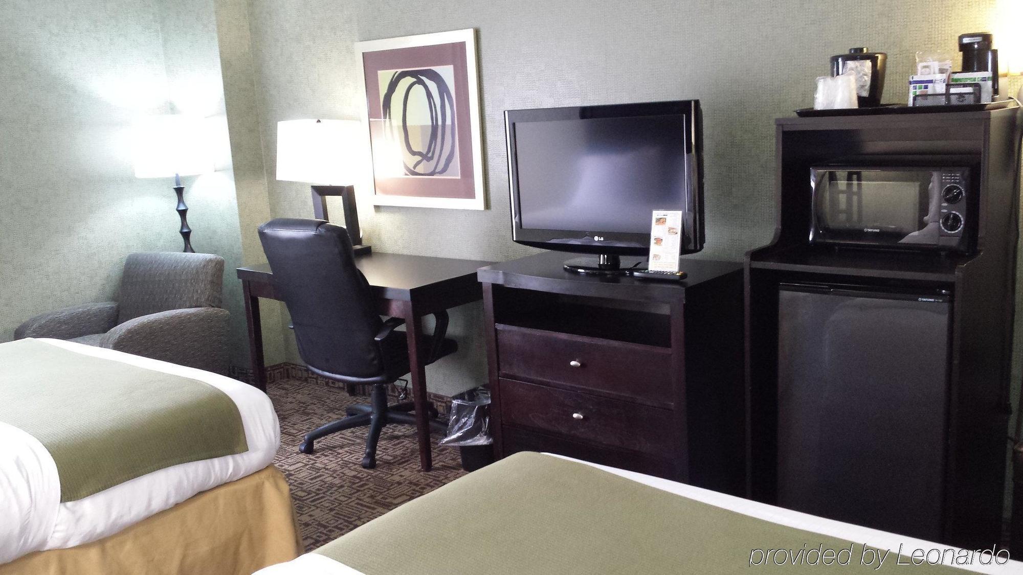 Holiday Inn Express Edgewood-Aberdeen-Bel Air Bagian luar foto