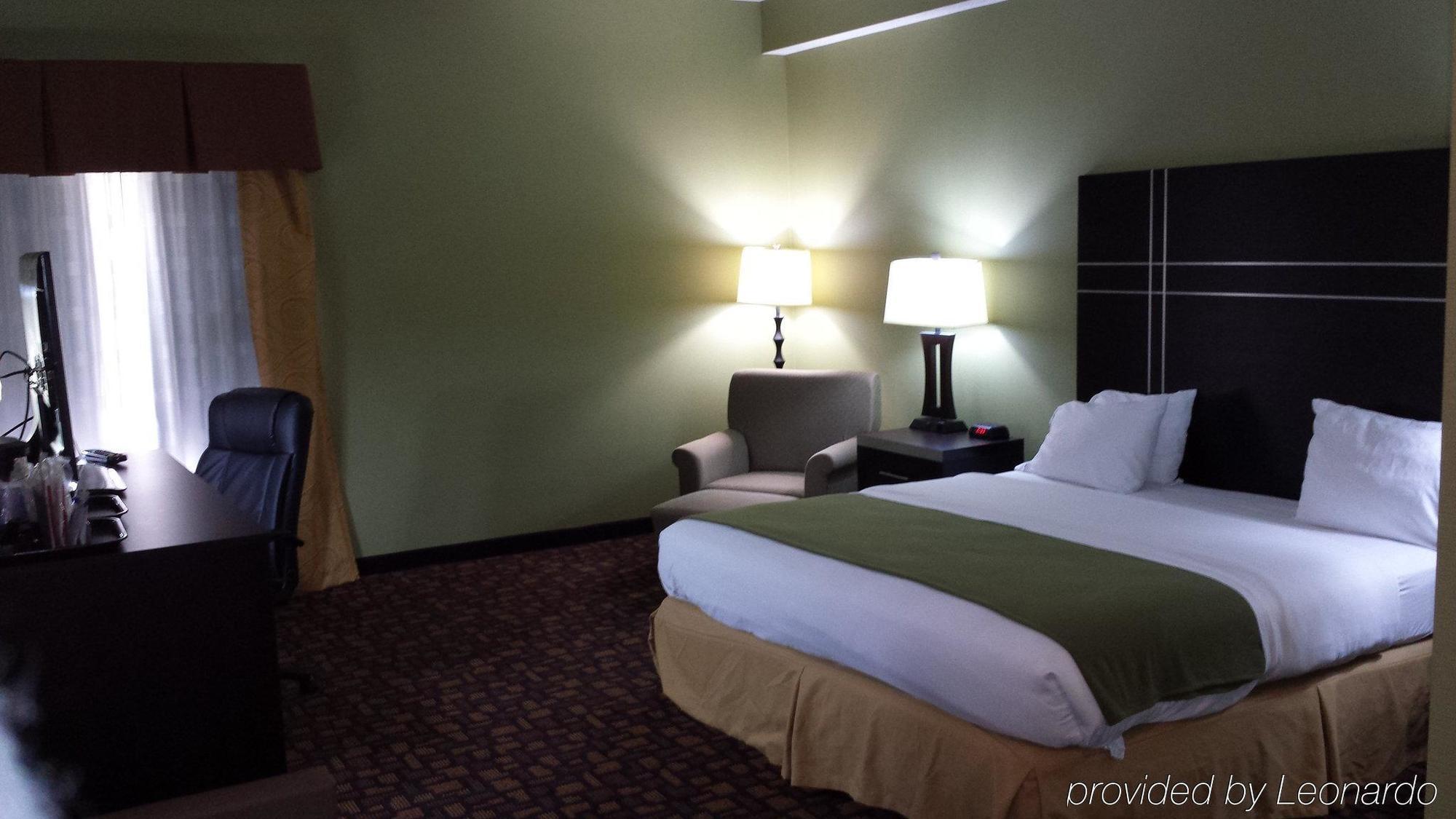 Holiday Inn Express Edgewood-Aberdeen-Bel Air Bagian luar foto